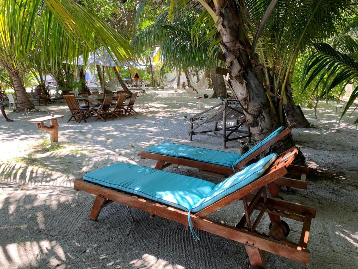 Kahanbu Ocean View Thulusdhoo Exterior photo